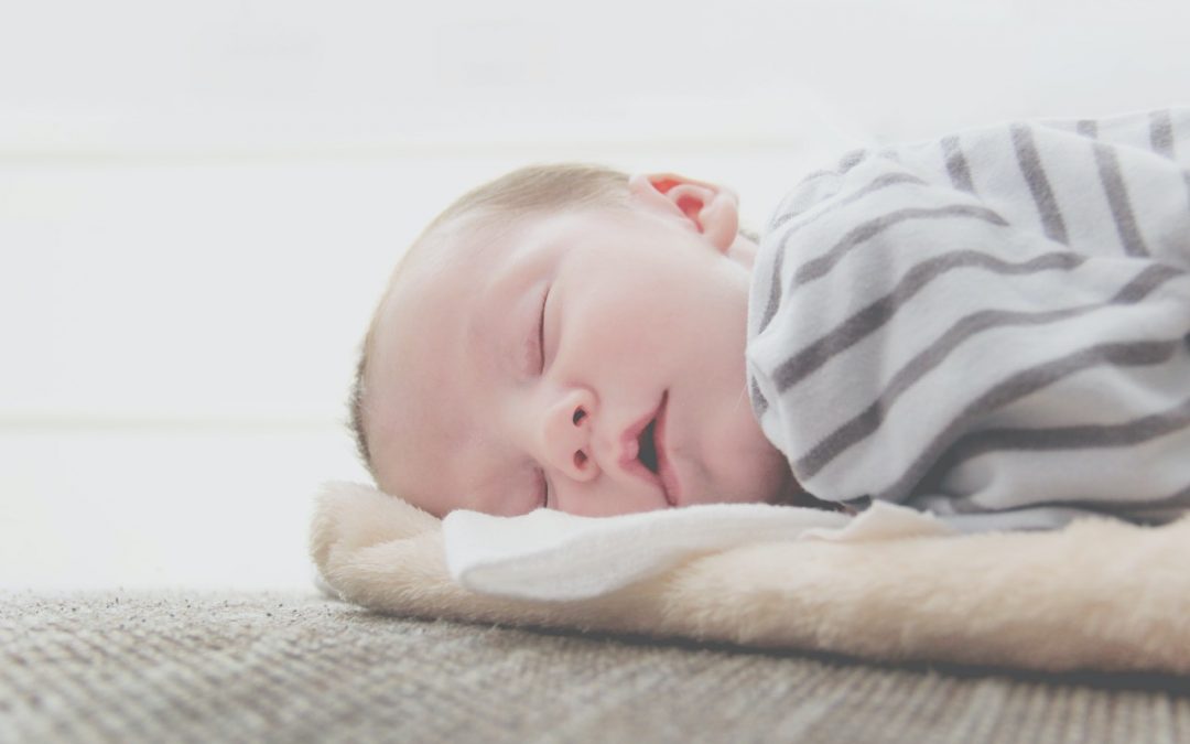 Treino do sono traz sofrimento aos bebés